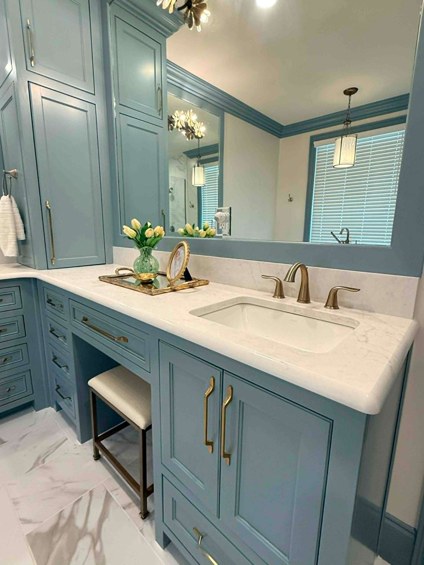 A Blue Powder Bath